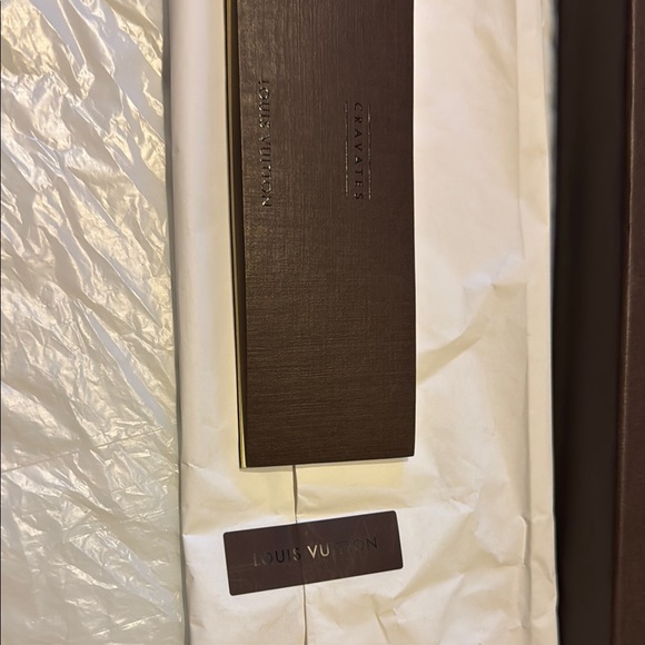 Louis Vuitton Brown Tie Box - Picture 4 of 11